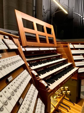 Norveç, Trondheim 'daki Nidaros Katedrali' nde boru orgu. 