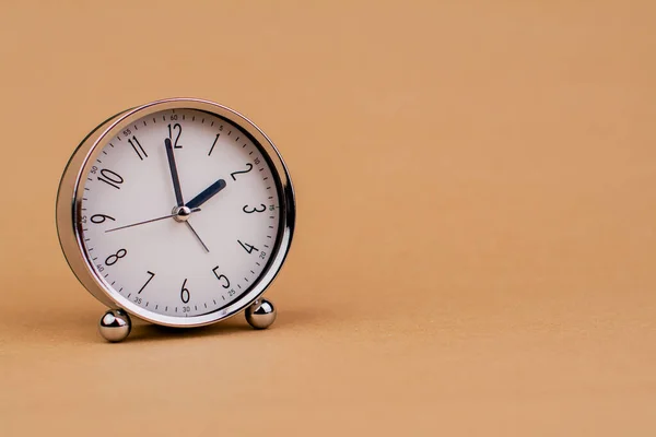 Reloj Despertador Hermoso Reloj Moderno Encuentra Fondo Papel Tiempo Reloj —  Fotos de Stock