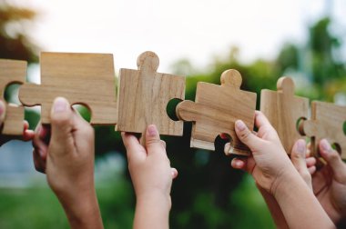 Elde yapboz, takım çalışması iletişim bulmacası takım çalışması konsepti