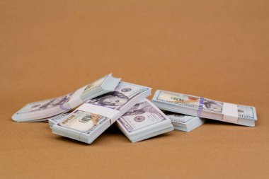 Dolar, Yüksek Değerli Banknotlar, Yatırım Geliri, Nakit Akış ve Mali Başarı