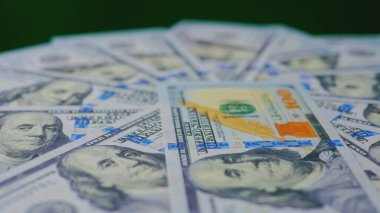 Dolar Para Birimi ve Mali Yatırım Planlama Nakit Akışı ve Mali Başarı Hedefleri