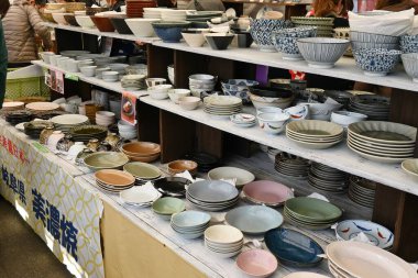  Japon turizmi. Japonya 'daki Çömlek Fuarı manzarası.