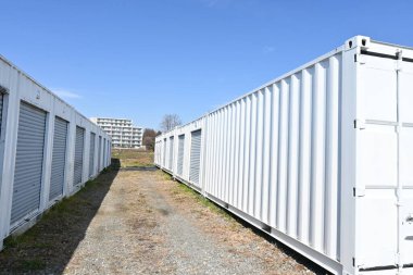The rental self storage room unit. This is a rental storage space for temporary or long-term luggage storage, popular for outdoor and sporting goods, as well as books and off-season clothing.