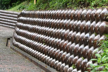 Japonya gezisi. 'Tokoname ware town gezinti sahnesi'. Tokoname Şehri, Aichi Bölgesi.