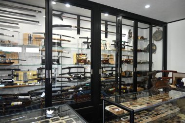 'Katana' (Japon kılıcı / samuray kılıcı), Japon samuray savaşçılarının uzun kılıcıdır. Japonya 'yı gezmek için arka plan materyali.