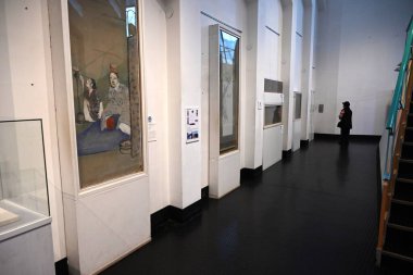 Japonya seyahati. Izu Chohachi Sanat Müzesi. Chohachi, Edo döneminden bir sıva ustası, alçıdan yapılmış kabartma mala resimlerinin sanatını geliştirdi. (Tüm görüntüler izinle alındı)