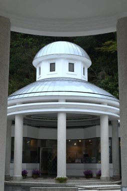 Japonya seyahati. Izu Chohachi Sanat Müzesi. Chohachi, Edo döneminden bir sıva ustası, alçıdan yapılmış kabartma mala resimlerinin sanatını geliştirdi. (Tüm görüntüler izinle alındı)