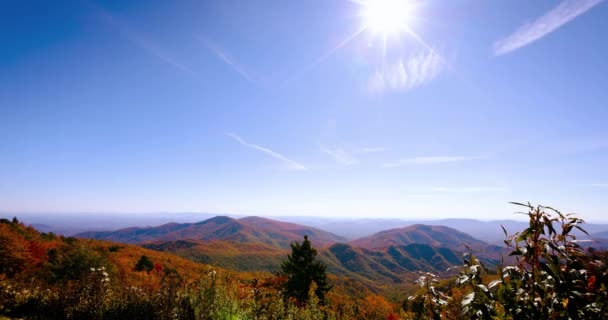 Schöne Aussicht Auf Das Bergtal Sonnigen Morgen Blue Ridge Mountains — Stockvideo