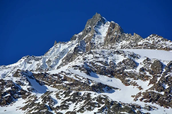Neve Ghiaccio Sul Lenzspitze Sopra Saas Fee Nelle Alpi Svizzere — Foto Stock