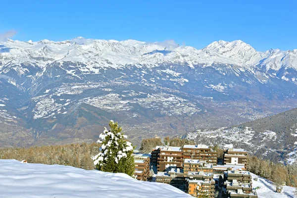 Het Skigebied Thyon 2000 Zuid Zwitserse Alpen Met Het Beroemde — Stockfoto