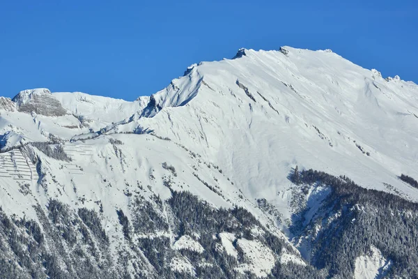 Güney Sviçre Alplerinde Kışın Sion Üstünde Sex Rouge Adı Verilen — Stok fotoğraf