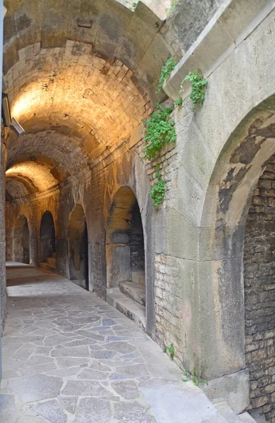 Vaulted Internal Corridor Ancient Roman Amphitheatre Nimes South France Steps — Stock Photo, Image