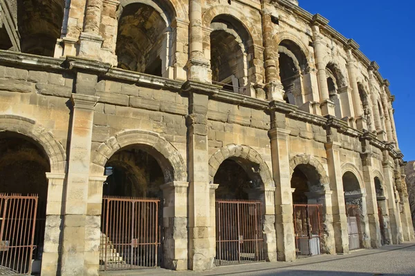 Arcos Pared Exterior Del Anfiteatro Romano Antiguo Nimes Sur Francia —  Fotos de Stock