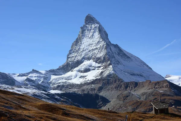 Matterhorn Jedna Najsłynniejszych Gór Świecie Alpach Szwajcarskich Powyżej Zermatt Górską — Zdjęcie stockowe