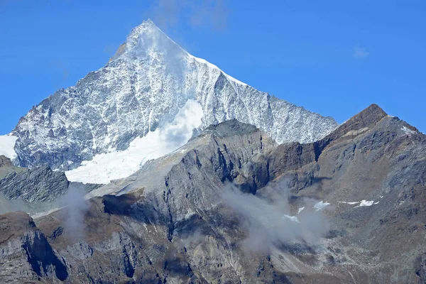 Weisshorn Południowych Alpach Szwajcarskich Powyżej Zermatt Jesieni Pierwszym Planie Platthorn — Zdjęcie stockowe