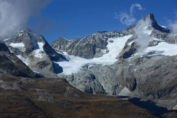 Untergabelhorn Και Zinalrothorn Στις Νότιες Ελβετικές Άλπεις Πάνω Από Zermatt — Φωτογραφία Αρχείου