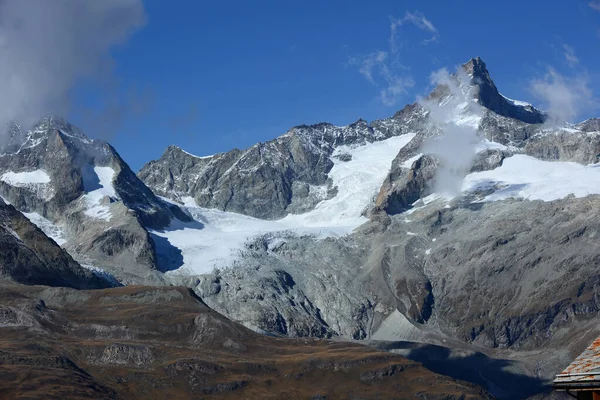 Untergabelhorn Και Zinalrothorn Στις Νότιες Ελβετικές Άλπεις Πάνω Από Zermatt — Φωτογραφία Αρχείου