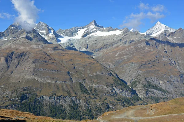 Untergabelhorn Zinalrothorn Weisshorn Los Alpes Suizos Del Sur Por Encima —  Fotos de Stock