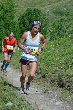 Zinal, SWitzERLAND - 7 Ağustos 2021, Sierre-Zinal Dünya Şampiyonası 'nda Elit koşucu, Karina CARSOLIO (MEX): 7 Ağustos 2021, İsviçre