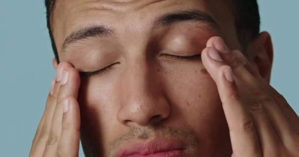 Positive Man Applying Face Cream Closeup Male Model Fresh Skin — Stock Video