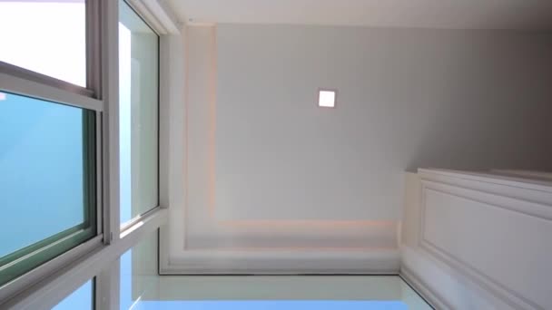 Moderne Holzwand Inneren Des Hauses — Stockvideo