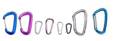 tırmanan karabinalar beyaz arkaplanda izole edilmiş