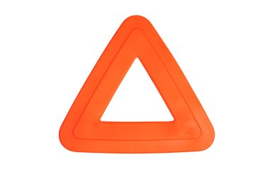 kırmızı plastik üçgen futbol işareti