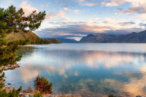 Yeni Zelanda Nın Güney Adası Otago Bölgesindeki Wanaka Gölü Üzerinde — Stok fotoğraf