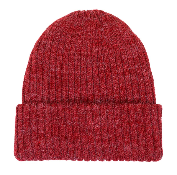 白い背景に隔離された伝統的な設計の赤い編まれた冬のボブル帽子 — ストック写真