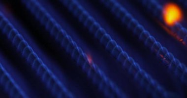 Kazan ocağının içinde doğal gaz yakılıyor.