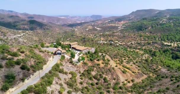 Rekaman Drone Udara Dari Biara Suci Panagia Amirous Apsiou Limassol — Stok Video