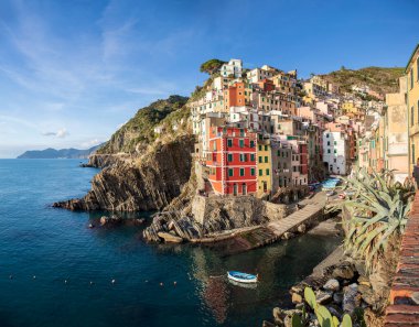 Liguria 'da Riomaggiore Cinqueterre piccolo borgo