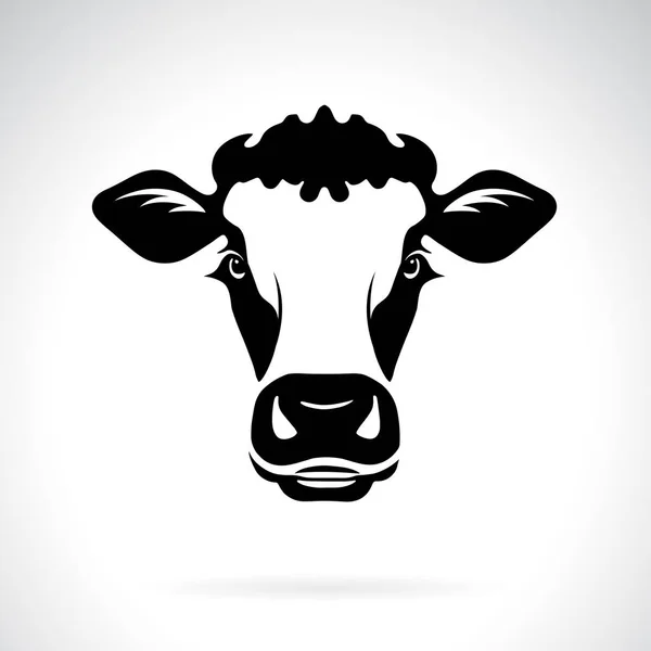 白色背景下奶牛头像设计的矢量 易于编辑的分层矢量图解 农场动物 — 图库矢量图片