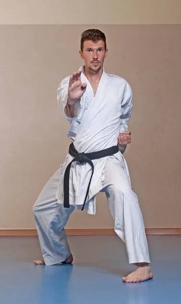Bojová Umění Černý Pás Karate Mladý Muž Portrét — Stock fotografie