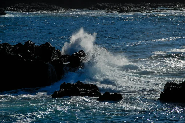 Waves Crashing Rocks Beautiful Photo — Stock Photo, Image