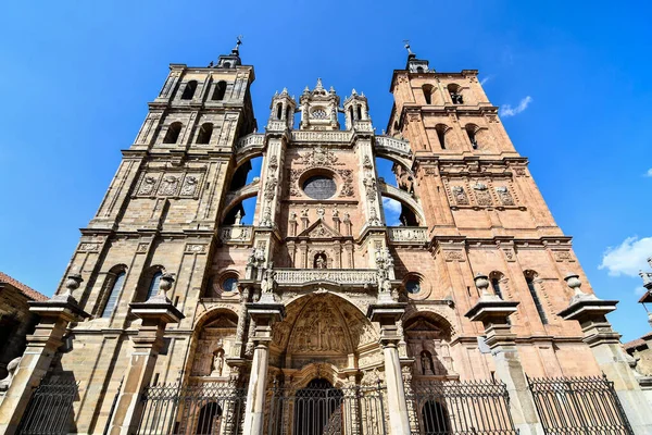 Καθεδρικός Ναός Της Ισπανίας Αστική — Φωτογραφία Αρχείου