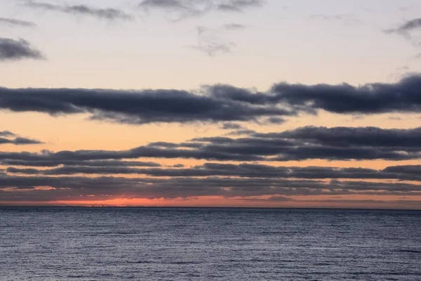 Molnlandskap Färgade Moln Vid Solnedgången Nära Oceanture — Stockfoto