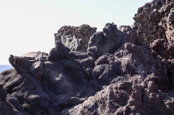 Βασαλτική Lava Σχηματισμός Κοντά Στην Ακτή Του Ωκεανού — Φωτογραφία Αρχείου