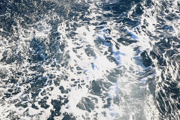 Deniz Dalgaları Dalgalar Sahilde — Stok fotoğraf