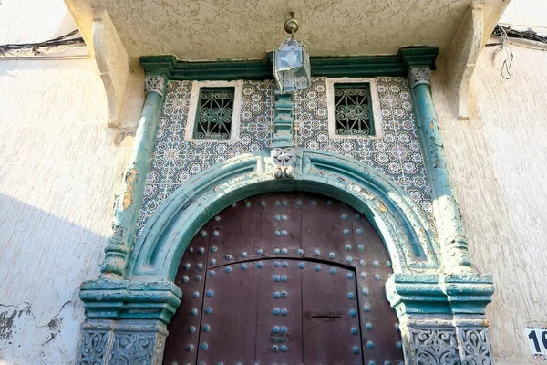 Είσοδος Στο Ιστορικό Κτίριο Στο Μαρόκο — Φωτογραφία Αρχείου