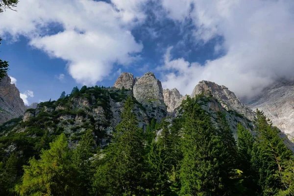 Дивовижний Вид Піки Високих Гір — стокове фото