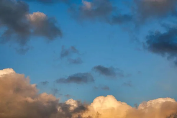 Mooie Lucht Met Wolken — Stockfoto