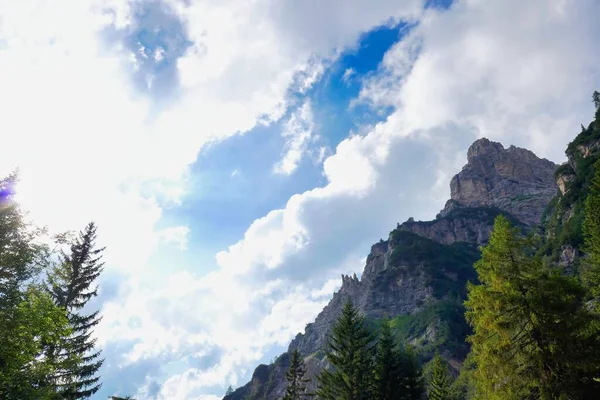 Berg Und Himmel Foto Als Hintergrund Digitales Bild — Stockfoto