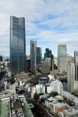 Tokyo manzarası Japonya 'nın en yüksek gökdeleninin Tokyo Kulesi' nin gözlem güvertesinden görüldüğü şehir manzarası