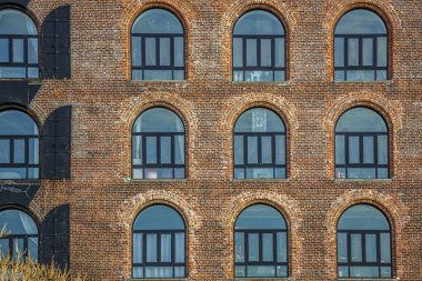 Red Hook, Brooklyn, New York, ABD 'deki eski bina cephesinin detayları