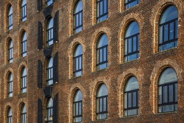 Red Hook, Brooklyn, New York, ABD 'deki eski bina cephesinin detayları