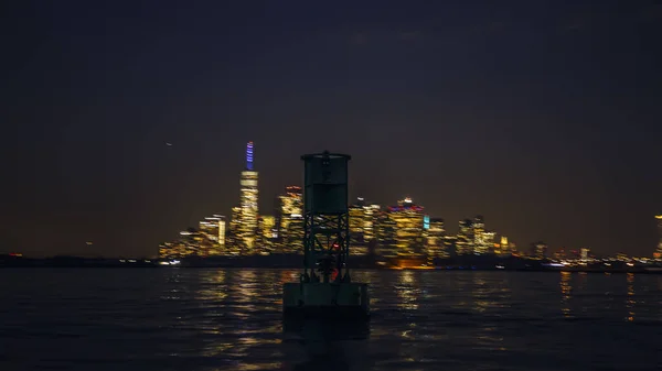 ハドソン湾の鐘 マンハッタンのバックグラウド ニューヨーク市 アメリカ ロイヤリティフリーのストック画像