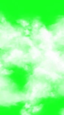 dikey video animasyonu - Yeşil Ekran Arkaplanındaki Bulutlar Arasında Uçmak