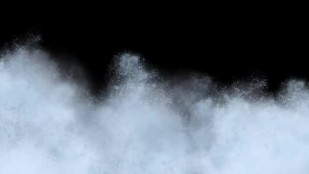 アニメーション 暗い背景に対して動きで捕らえられた白い粉の拡張雲 ダイナミックなバースト効果を伝える — ストック動画