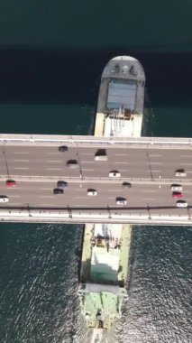 İstanbul / Türkiye Boğazı 'nda Gemisi olan Deniz Taşıyıcısı Hava Aracı